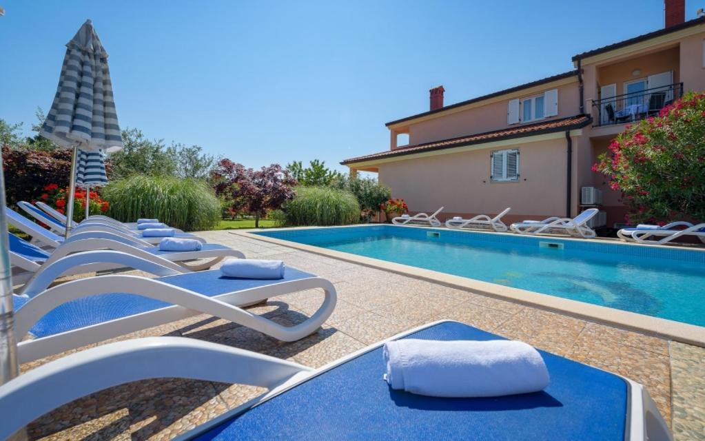 Villa Franka 113 Bašanija 外观 照片