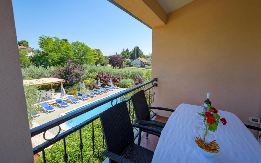 Villa Franka 113 Bašanija 外观 照片