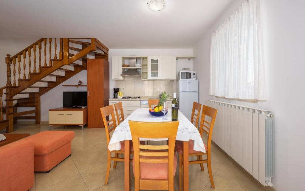Villa Franka 113 Bašanija 外观 照片